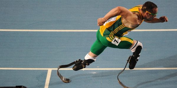 润滑油营销精英.jpg 决定战争胜负的是人,决定品牌的也是人